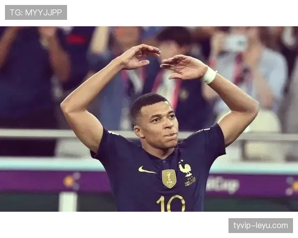 姆巴佩摩纳哥首秀惊艳表现,年轻新星能否引领球队实现新突破? 姆巴佩摩纳哥首秀惊艳表现,年轻新星能否引领球队实现新突破?