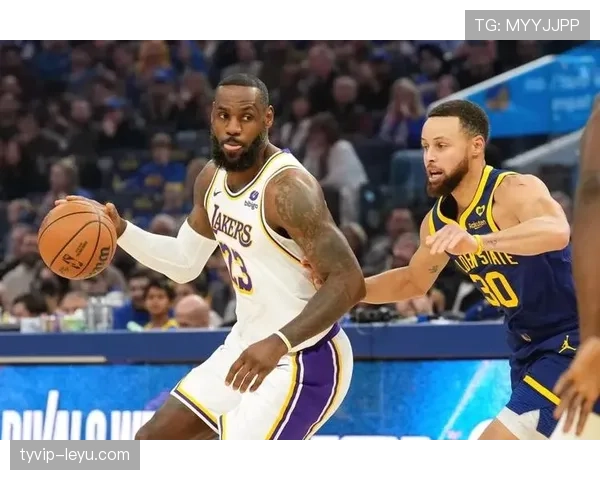 莫利纳锁定右闸首选，球队阵容竞争力大幅提升