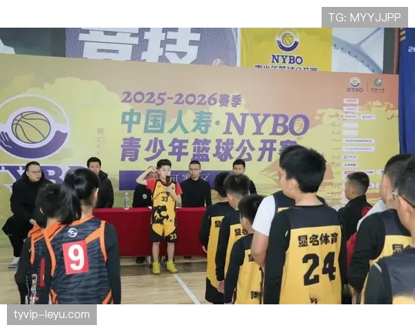 李冰洁训练间隙点外卖照，隔壁室友都馋哭了吧别提赛场上那张钢铁脸了